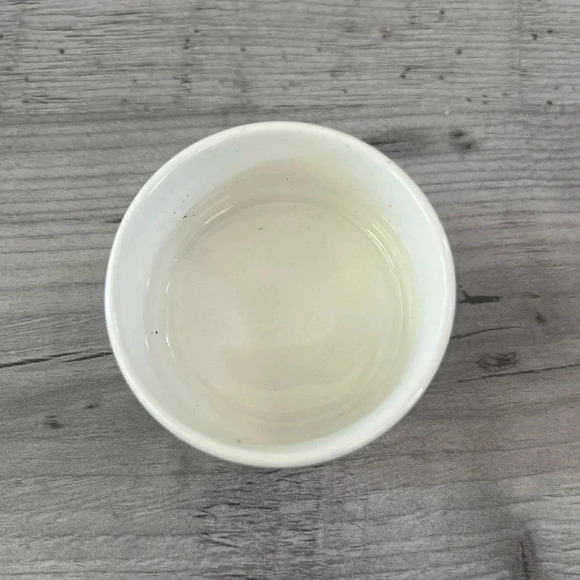 Delft Polychrome Hand painted Trinket Box - Picture 4 of 6